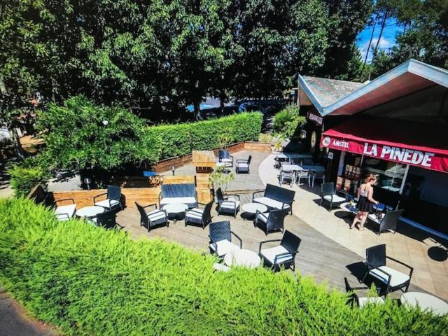 Village Vacances Aux Villages Sous Les Pins Леон Екстериор снимка